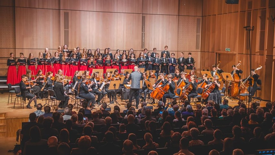 Chór mieszany Zespołu Szkół Muzycznych im. Stanisława Moniuszki w Łodzi